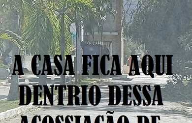 Imagem: A casa em condomínio possui 4 Dormitórios, 3 Banheiros, 2