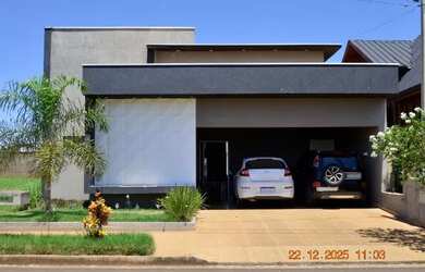 Imagem: A casa em condomínio possui 3 Dormitórios, 4 Banheiros, 2