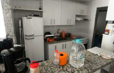 Imagem: O apartamento possui 2 Dormitórios, Acomodam 6 pessoas, 1 Vaga