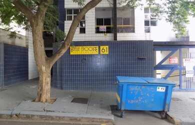 Imagem: O apartamento possui 1 Dormitório, 1 Banheiro, 1 Vaga na garagem