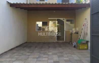 Imagem: A casa possui 3 Dormitórios, 1 Banheiro, 120m² de Área e