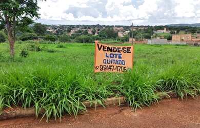 Imagem: O terreno à venda possui 200m² de Área e está localizado