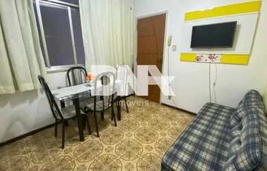 Imagem: O apartamento possui 1 Dormitório, 1 Banheiro, 34m² de Área