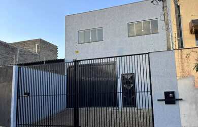 Imagem: O depósito possui 215m² de Área, Imóvel novo e está localizado