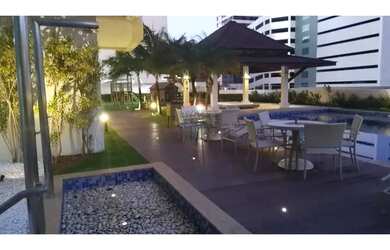 Imagem: O apartamento possui 1 Dormitório, 1 Banheiro, 1 Vaga na garagem