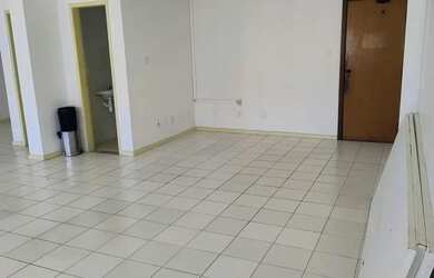 Imagem 5: Conjunto de 8 salas comerciais totalizando 276m², na av ACM Itaigara