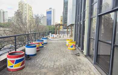 Imagem 15: Andar Corrido com 394m² de área total e 125m² de varanda