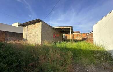 Imagem: A casa possui 1 Dormitório, 1 Banheiro, 20m² de Área e está