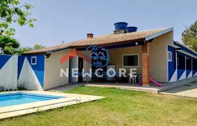 Imagem: A fazenda possui 2.000m² de Área e está localizado em Biritiba