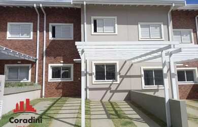 Imagem: A casa em condomínio possui 3 Dormitórios, 3 Banheiros, 2