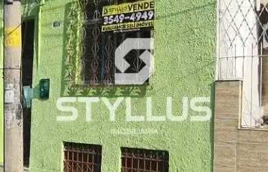 Imagem: A casa possui 2 Dormitórios, 1 Banheiro, 142m² de Área e