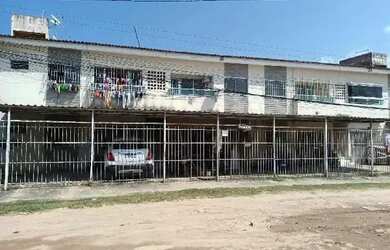 Imagem: A casa possui 2 Dormitórios, 1 Banheiro, 1 Vaga na garagem