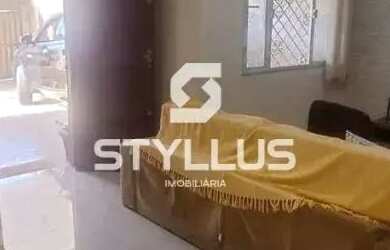 Imagem: A casa possui 3 Dormitórios, 5 Banheiros, 2 Vagas na garagem