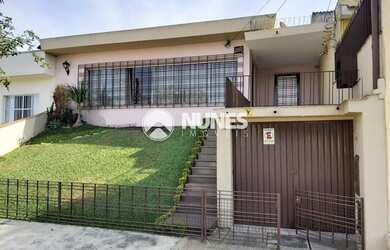 Imagem: A casa possui 2 Dormitórios, 3 Banheiros, 1 Vaga na garagem