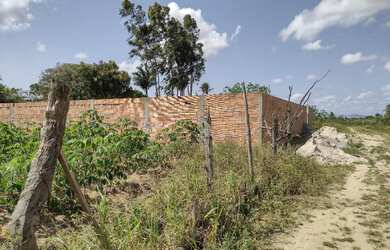 Imagem: O terreno possui 161m² de Área e está localizado em Campo