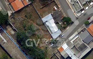 Imagem: O terreno possui 1.050m² de Área e está localizado em Jardim