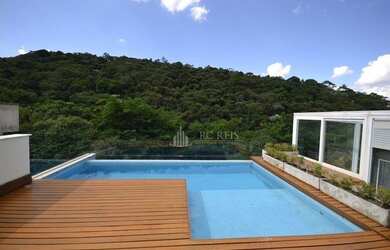 Imagem: A casa em condomínio possui 3 Dormitórios, 5 Banheiros, 3