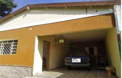 Imagem: A casa possui 3 Dormitórios, 2 Banheiros, 150m² de Área e