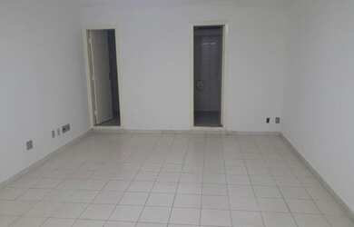 Imagem: O depósito possui 45m² de Área e está localizado em Santa