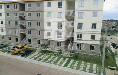 Imagem: O apartamento possui 2 Dormitórios, 1 Banheiro, 1 Vaga na garagem