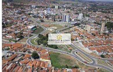 Imagem: O terreno possui 41.000m² de Área e está localizado em Jardim