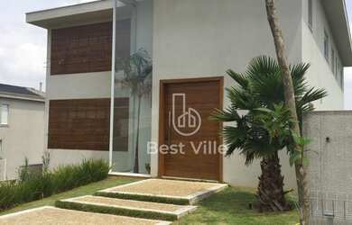 Imagem: A casa em condomínio possui 4 Dormitórios, 5 Banheiros, 4