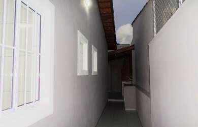 Imagem 10: Casa para venda tem 92 metros quadrados com 2 quartos em Balneário Itaoca...