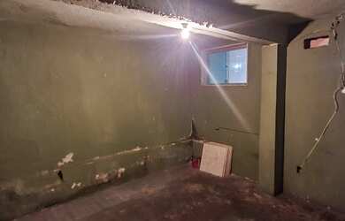 Imagem 16: Ponto comercial/Loja/Box para aluguel possui 100 metros quadrados