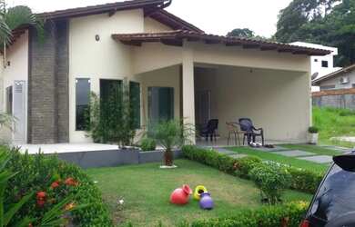 Imagem: A casa em condomínio possui 3 Dormitórios, 3 Banheiros, 4