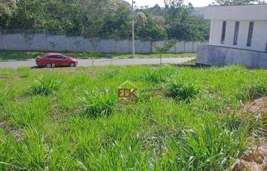 Imagem: O terreno possui 250m² de Área e está localizado em Cézar