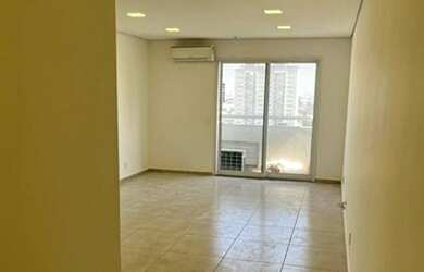 Imagem: O depósito possui 1 Vaga na garagem, 34m² de Área e está