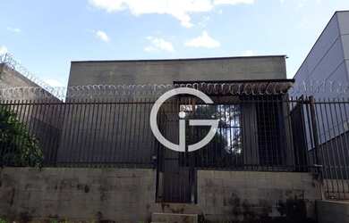 Imagem: O depósito possui 4 Vagas na garagem, 100m² de Área e está