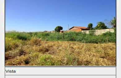 Imagem: O terreno possui 220m² de Área e está localizado em Santa