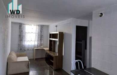 Imagem: O apartamento possui 2 Dormitórios, 1 Banheiro, 1 Vaga na garagem