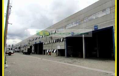 Imagem 15: Galpão em condomínio