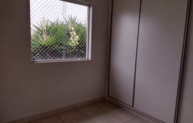 Imagem 5: CASA GEMINADA COM ENTRADA COLETIVA NO XANGRI-LA POR 210MIL