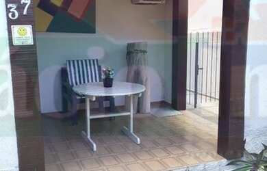 Imagem 6: CASAARARUAMA. Varanda, 120m² de Área, 2 Vagas na garageme3 Dormitórios