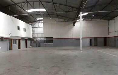 Imagem 7: Galpão penha Galpão / depósito com 5 vagas na garagem