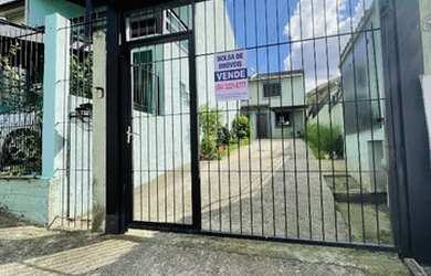 Imagem: A casa possui 2 Dormitórios, 1 Banheiro, 1 Vaga na garagem