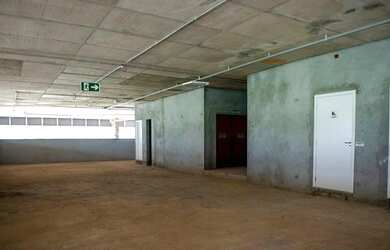 Imagem 4: MAGNIFICO PRÉDIO, alto padrão, corporativo, novo, 4 elevadores, 2 pisos...