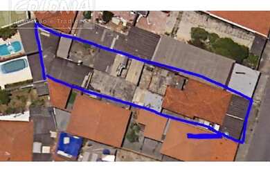 Imagem: O terreno possui 380m² de Área e está localizado em Bangú