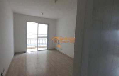 Imagem: O apartamento possui 1 Dormitório, 1 Banheiro, 1 Vaga na garagem