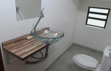 Imagem 10: Sobrado Bacana. Churrasqueira, Área de serviço, 180m² de Áreae2 Vagas...