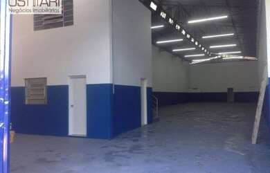 Imagem: O depósito possui 400m² de Área e está localizado em Vila