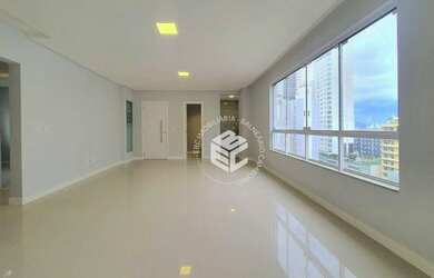 Imagem: O apartamento possui 3 Dormitórios, 3 Banheiros, 2 Vagas na