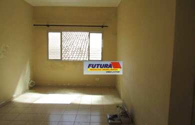 Imagem: O apartamento possui 1 Dormitório, 1 Banheiro, 1 Vaga na garagem