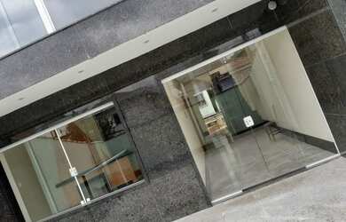 Imagem: A casa possui 5 Dormitórios, 5 Banheiros, 2 Vagas na garagem