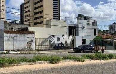 Imagem: O depósito possui 300m² de Área e está localizado em Tirol