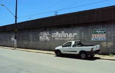 Imagem: O depósito possui 2.165m² de Área e está localizado em