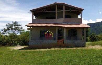 Imagem: A chácara possui 300m² de Área e está localizado em Itatiaia